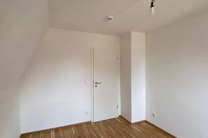 Schöne 4-Zimmer-Maisonettewohnung mit Balkon in Stuttgart Ost – Neuffenstraße 6, 70188 Ostheim, Stuttgart – Vorschaubild 23