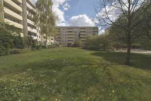 2-Zimmer Wohnung in Marzahn Nord-West sucht neuen Mieter – Hohenwalder Straße 11, 12689 Marzahn, Berlin – Vorschaubild 2