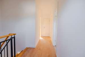 Moderne Maisonettewohnung mit Terrasse und TG-Stellplatz in begehrter Lage (provisionsfrei) – Südallee 99, 40493 Benrath, Düsseldorf – Vorschaubild 12