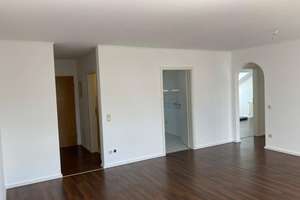 Helle 3 Zimmer Wohnung mit TG Stellplatz & EK sofort verfügbar  – Kelterstraße 64, 75179 Nordstadt, Pforzheim – Vorschaubild 3