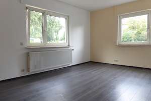 Gut vermietetes Mehrfamilienhaus mit viel Potenzial und schönem Garten am Ostpark! – Die vollständige Adresse der Immobilie erhältst du vom Anbieter., 65428 Rüsselsheim am Main – Vorschaubild 3