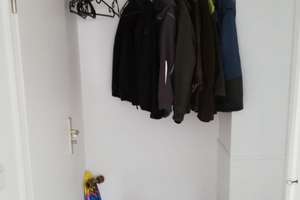 Helle 2-Zimmer Dachgeschosswohnung in Solingen-Mitte – Die vollständige Adresse der Immobilie erhältst du vom Anbieter., 42651 Solingen-Mitte, Solingen – Vorschaubild 1