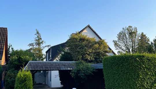 Bild von Doppelhaushälfte mit Wintergarten, Sauna, Kamin, 2xCarport und geschütztem Garten in familiärer Lage