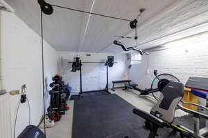 Property thumbnail 10