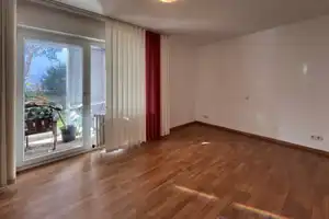 Sonniges 2-Familienhaus mit ELW - tolle Lage am Waldrand, mit herrlichem Grundstück! – Baden-Baden – Vorschaubild 6