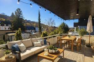 Spacious Single Family House with Garage in Ideal Sonnenberg Location 