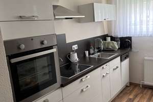 Helle 2‑Zimmer‑Wohnung mit Loggia in ruhiger Lage – Nähe Frankfurt – Heuchelheimer Str 90, 61350 Bad Homburg vor der Höhe – Vorschaubild 3