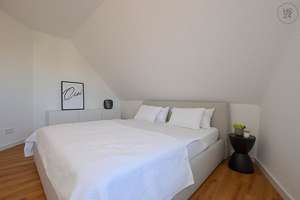 Erstbezug- Exklusiv, hell und modern möblierte 2,5-Zimmerwohnung mit Wlan und Balkon – 97084 Heidingsfeld, Würzburg – Vorschaubild 2