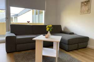 Möblierte Appartement in ruhiger Lage mit Balkon und Aufzug – Adlerstr. 46, 40882 Homberg, Ratingen – Vorschaubild 3