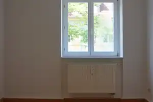 ERSTBEZUG NACH RENOVIERUNG # 2 ZIMMER-WOHNUNG # MIT BALKON # AM HANSEPLATZ! – Reißhausstraße 15, 99085 Erfurt – Vorschaubild 7