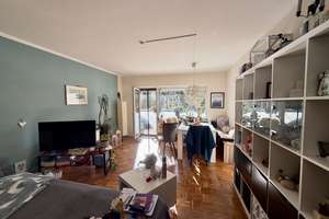 Wohnen mit Komfort: 3-Zimmer-Wohnung mit Balkon und gemeinschaftlichem Pool