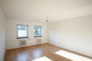 ~ Günstiges Apartment mit Balkon in zentraler Lage mit TOP Infrastruktur ~ – Altendorfer Straße 342 - 350, 45143 Altendorf, Essen – Vorschaubild 2