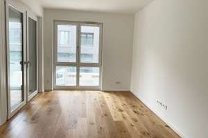 Mit Chick & Charme das Wohnen genießen: 2 Zimmer & Einbauküche, Glaswand-Loggia, Tageslichtbad – Hildesheimer Straße 452, 30519 Wülfel, Hannover – Vorschaubild 3