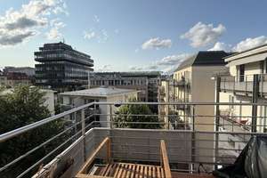 Untermiete Oktober 2026-Oktober 2027: sonnige 3-Zimmer-Wohnung in bester Lage und schönem Balkon – Augustenstraße 80, 70178 Rotebühl, Stuttgart – Vorschaubild 3