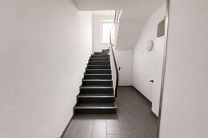 Bezugsfreie 2-Zimmer-Wohnung mit Balkon in zentraler Lage von Düsseldorf- Pempelfort – Die vollständige Adresse der Immobilie erhältst du vom Anbieter., 40211 Pempelfort, Düsseldorf – Vorschaubild 13