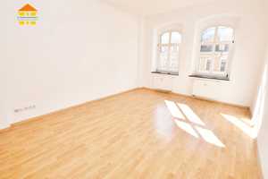 *Schöne Familienwohnung mit Balkon & Einbauküche* – Klarastraße 42, 9131 Chemnitz – Vorschaubild 5