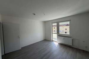 Frisch renoviert mit Balkon – schöne 3-Zimmer-Wohnung in Thiede – 38239 Thiede, Salzgitter – Vorschaubild 2