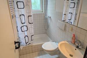 1 Zimmer in 2er WG direkt unterhalb Hochschule (Weitere Zimmer auf Anfrage) – Max-Weber-Straße 4, 75175 Buckenberg, Pforzheim – Vorschaubild 8