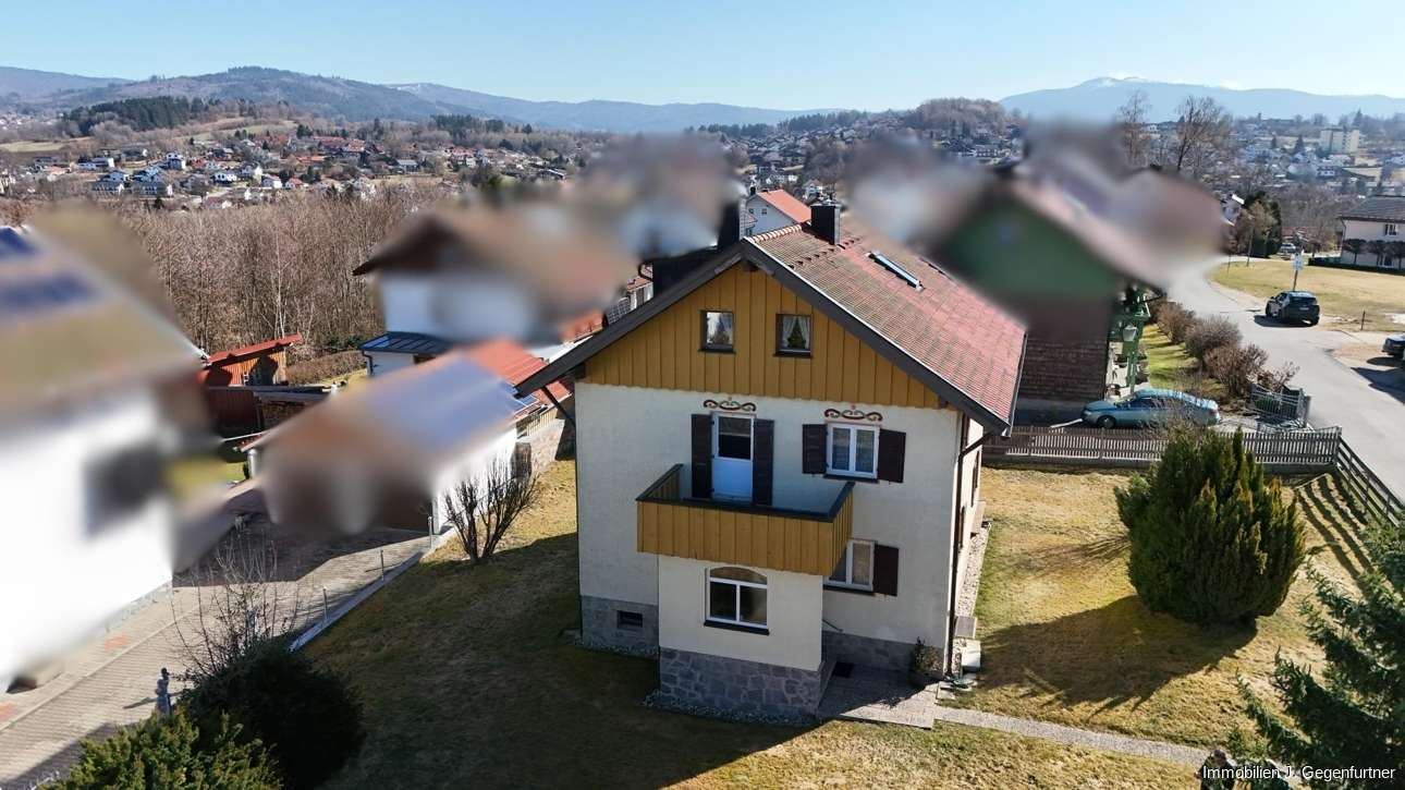 Zweifamilienhaus in Zwiesel auf Erbbaurecht - unterkellert -sofort frei, Regen Kreis – Bild 1