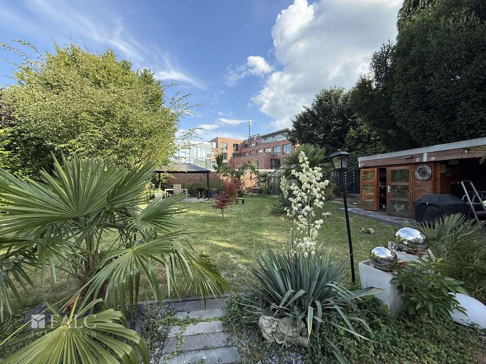 ieBUYernJWBvtNfRX6fcs9QA-big I