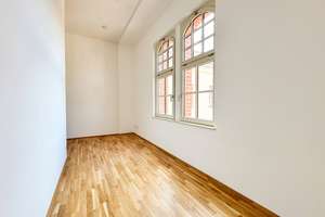 Erstbezug nach Kernsanierung | 4 Zimmer | Loggia | 2 Bäder | Fußbodenheizung | Aufzug | Stellplatz – Straße der Nationen 80b, 9111 Zentrum, Chemnitz – Vorschaubild 12