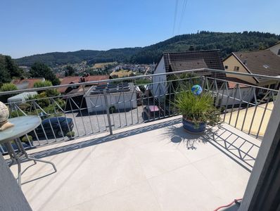Großzügige 6-Zimmer Maisonette mit Balkon, Terrasse Gartenanteil und Stellplatz - Wilhelmsfeld