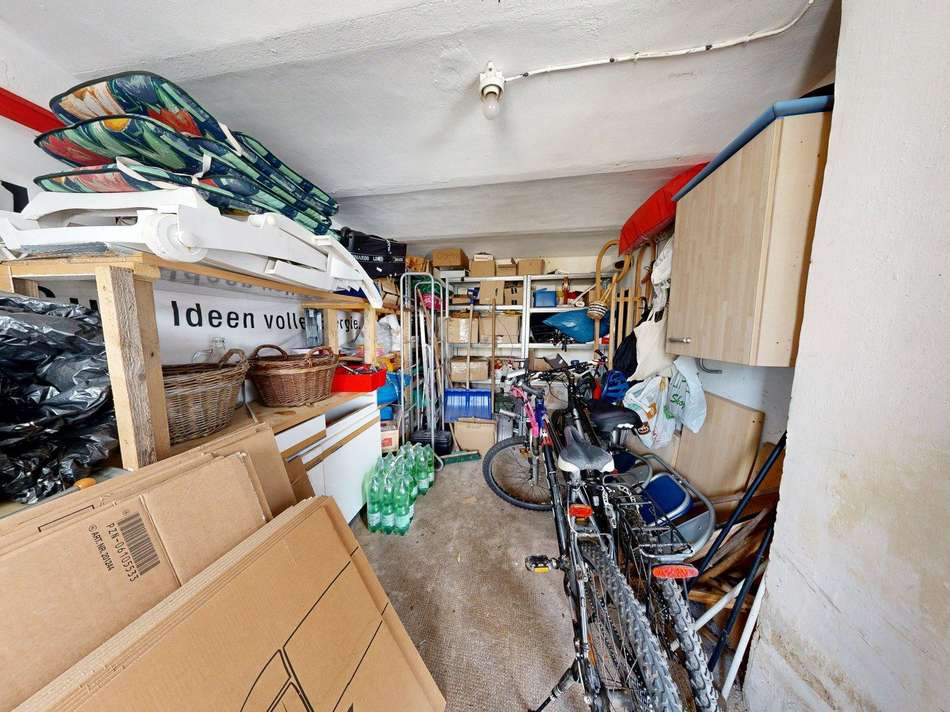 Abstellraum in Nebengebäude