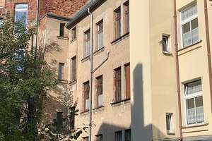 Mehrfamilien-/Reihenhaus mit Potential i – Die vollständige Adresse der Immobilie erhältst du vom Anbieter., 8468 Reichenbach im Vogtland – Vorschaubild 4