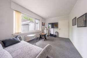 Ihr Familienparadies in Ehringhausen: Viel Platz, eigener Pool & Sauna – Die vollständige Adresse der Immobilie erhältst du vom Anbieter., 42859 Ehringhausen, Remscheid – Vorschaubild 13