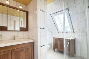 Einziehen und wohlfühlen - Traumhafte Maisonettewohnung mit Taunusblick im Herzen von Oberursel – Die vollständige Adresse der Immobilie erhältst du vom Anbieter., 61440 Oberursel (Taunus) – Vorschaubild 6