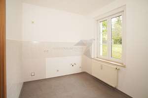 Ruhige 3-Raum-Wohnung mit Balkon und Tageslichtbad im Grünen – Erich-Steinfurth-Straße 17, 9131 Ebersdorf, Chemnitz – Vorschaubild 6
