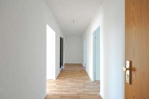 3 Zimmer mit Blick auf die Heide! – Lunzbergring 23, 6120 Heide-Nord/Blumenau, Halle (Saale) – Vorschaubild 5