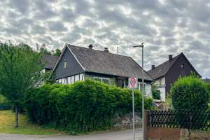 Abrissobjekt für Ihr Neubauprojekt - Grundstück in zentraler Lage von Hamm (Sieg)! – Die vollständige Adresse der Immobilie erhältst du vom Anbieter., 57577 Hamm (Sieg) – Vorschaubild 3