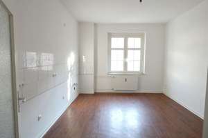 ** Großzügige 2-Zi-Altbauwohnung mit geräumiger Wohnküche im beliebten Luisenhof ** – 45145 Frohnhausen, Essen – Vorschaubild 10