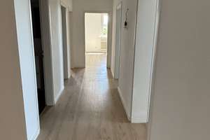 Familienfreundliche 4 - Zimmerwohnung mit atemberaubender Aussicht in Orschel-Hagen – Frankfurter Straße 10, 72760 Reutlingen-Mitte, Reutlingen – Vorschaubild 12