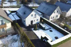 Freistehendes Einfamilienhaus in jungem Wohnquartier von Brake – Bielefeld – Vorschaubild 14