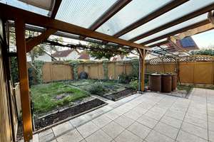 Gepflegte Niedrigenergie-DHH in toller Lage mit gr. Garage, überd. Terrasse, kleinem Garten + EBK – Die vollständige Adresse der Immobilie erhältst du vom Anbieter., 76676 Graben-Neudorf – Vorschaubild 16