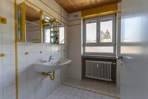 Architektenvilla mit drei separaten Apartments und Garten in Vohburg zu verkaufen – Pfaffenhofen an der Ilm (Kreis) – Vorschaubild 22