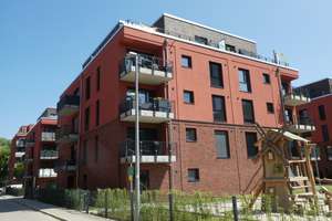Einziehen und genießen – Möbliertes Appartement mit seitlichem Wasserblick!