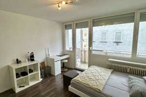 2014 SANIERTES MFH | ZENTRALE INNENSTADTLAGE | MÖBLIERTE ZIMMER | GEWERBEEINHEIT IM EG | TOP RENDITE – Böblingen (Kreis) – Vorschaubild 2