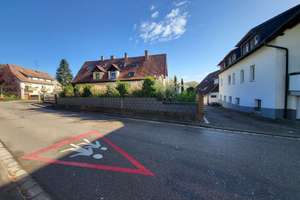 Sonnige 4-Zi.-EG-WHG  mit 244 m² Garten, Pool und &  sehr großem ebenerdigem Keller – 79112 Waltershofen, Freiburg im Breisgau – Vorschaubild 5