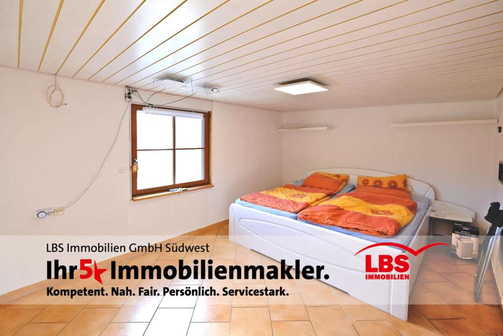 Immobilie in Unterreichenbach - Historischer Charme trifft Wohnkomfort – Ein- bis Zweifamilienhaus mit flexibler Nutzungsmöglichkeit - Bild 4