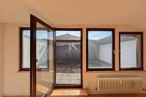 Property thumbnail 12