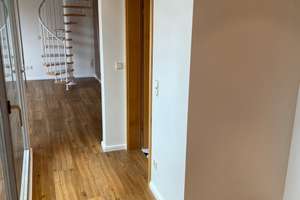Modernisierte Doppelhaushälfte mit vier Zimmern und Einbauküche in Altdorf, Altdorf – Holzgerlingerstrasse 68, 71155 Altdorf – Vorschaubild 10