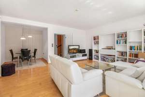 Attraktives Reihenmittelhaus mit viel Platz und Garage in guter Lage von Schwanewede – Die vollständige Adresse der Immobilie erhältst du vom Anbieter., 28790 Schwanewede – Vorschaubild 9