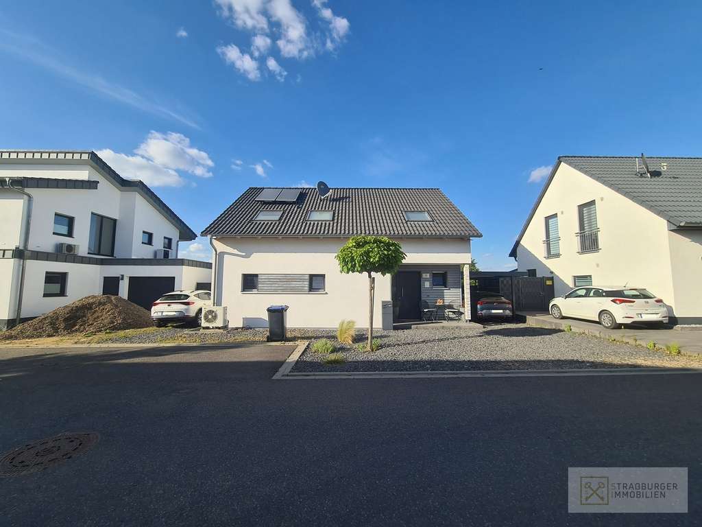 Attraktives KFW 55 -Energieeffizienzhaus A+ im familienfreundlichen Zülpich-Bessenich