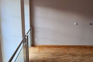 ***Provisionsfrei vom Eigentümer*** Exklusive 4-Zimmer-Wohnung mit Blick auf den Hauptmarkt in Trier – Die vollständige Adresse der Immobilie erhältst du vom Anbieter., 54290 Mitte/Gartenfeld, Trier – Vorschaubild 8