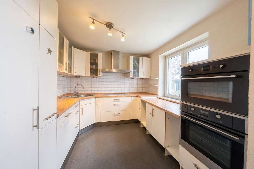 Immobilie in Bad Nauheim - Doppelhaushälfte mit Garten in gefragter Lage - Bild 3