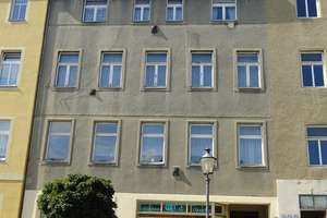 Mehrfamilien-/Reihenhaus mit Potential i – Die vollständige Adresse der Immobilie erhältst du vom Anbieter., 8468 Reichenbach im Vogtland – Vorschaubild 2