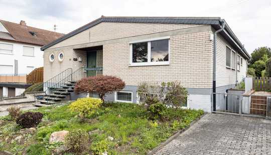Bild von Freistehendes Einfamilienhaus auf sonnigem Grundstück in Idstein-Walsdorf